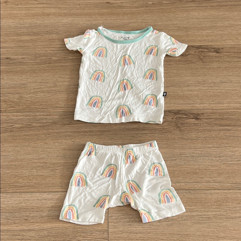 Kyte Baby 2T Rainbow Print Toddler PJ Set